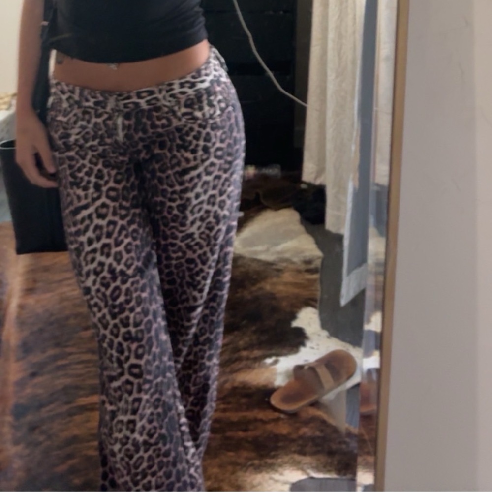 Black Top and Leopard Print Leggings